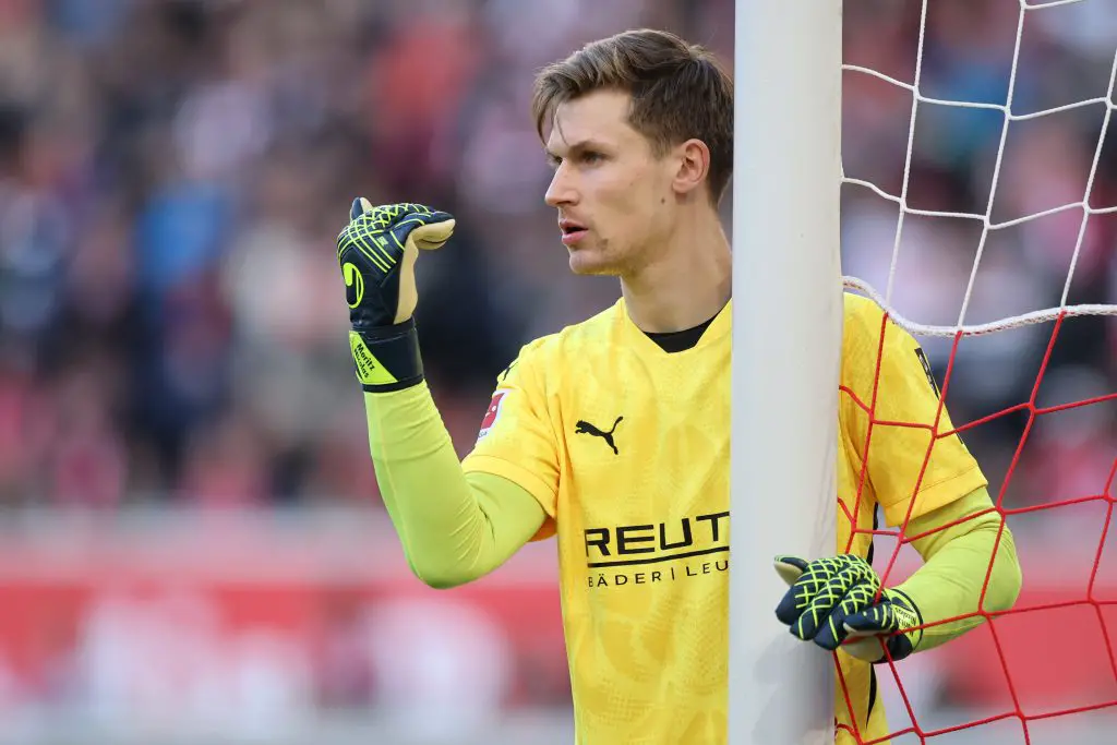 Borussia Mönchengladbach confirm season-ending surgery for goalkeeper ...