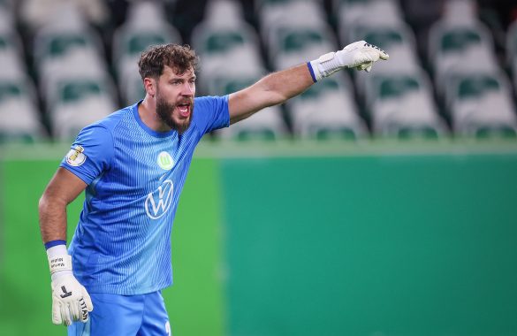 VfL Wolfsburg keeper Marius Müller.