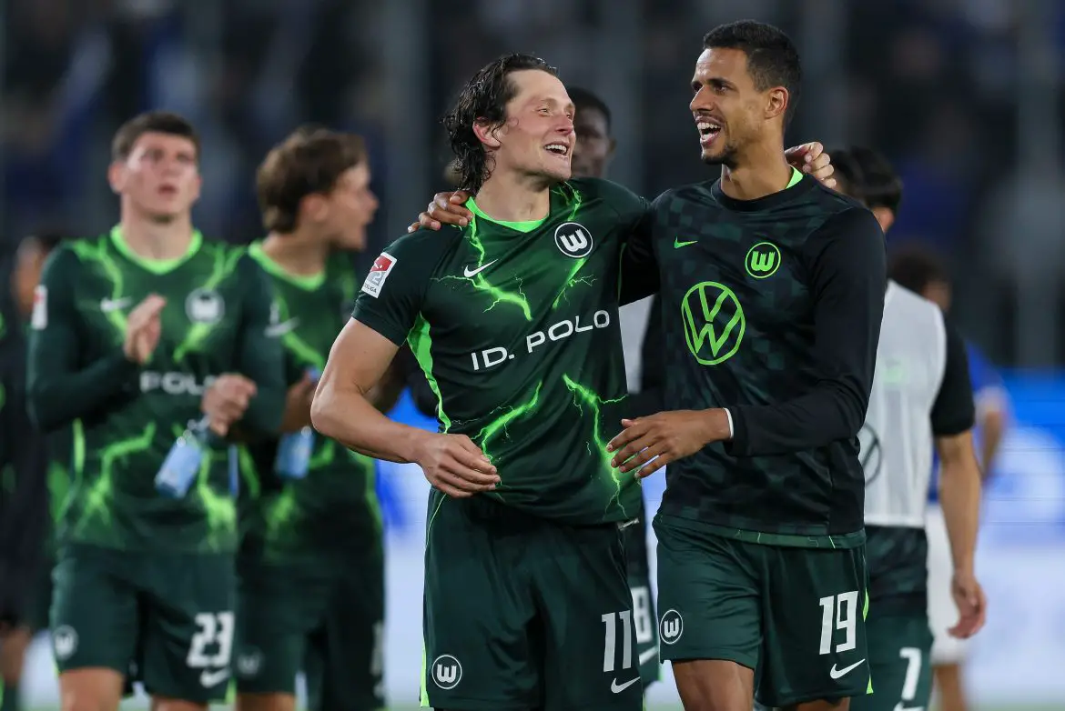 Fabian Reese (left) and Robert Glatzel (right) celebrate their team's most recent 2. Bundesliga victory.