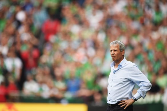 Former Gladbach and Dortmund head coach Lucien Favre announces retirement.